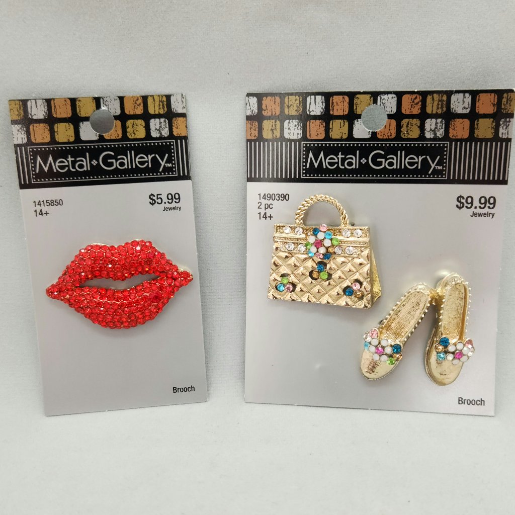 Metal Gallery -Pendant/Brooch #228